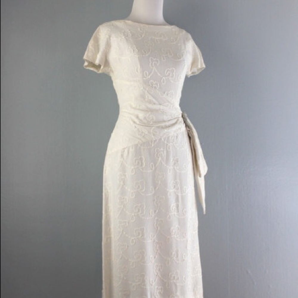 Beautiful Vintage 1950s White Linen Wedding Dress